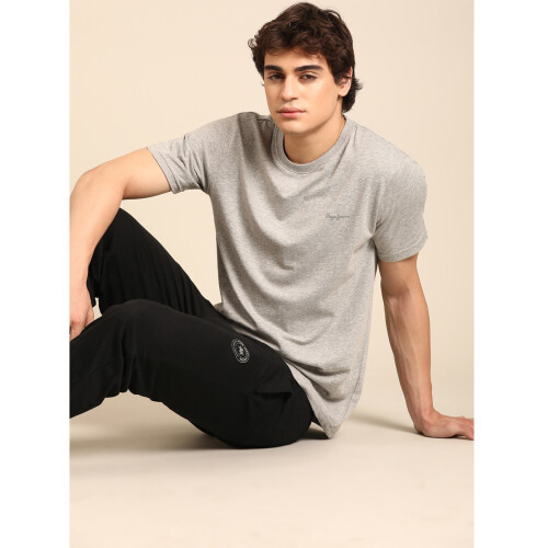 5c0be0f8905381a1a01668a2ababe8c3.jpg