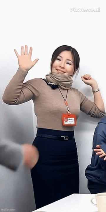 8a84badf826cc7a7aa99c1d627666c5f.gif