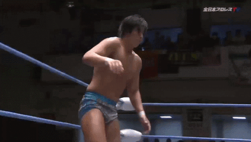 b44c57327ecdab5871e9aba1e51638ce.gif