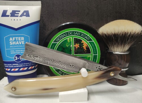 ace920be669704d218284bdf6ca06440.jpg