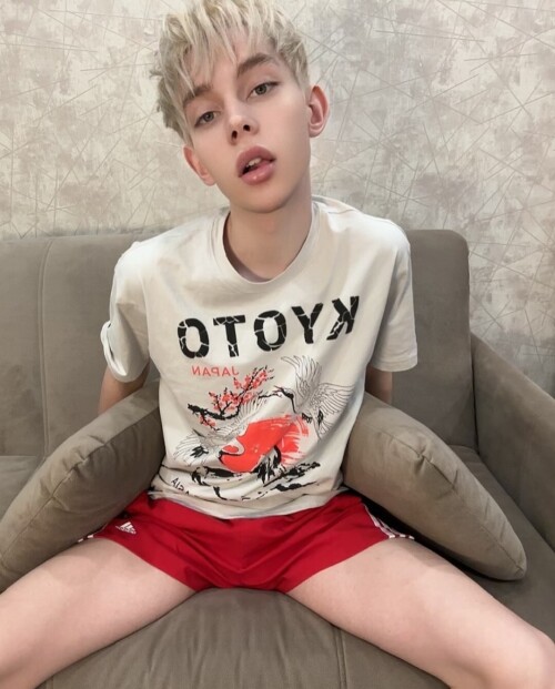 66bffd9fa73395e27276af0e16d0a330.jpg