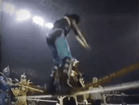 b84f041e1c37aa1e63464612c872834d.gif