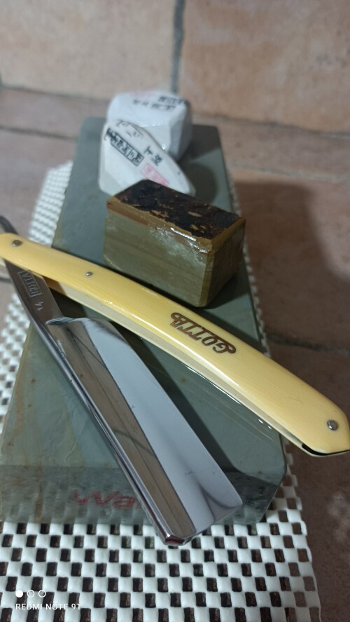 a4bd66edf770f418b1a0ef8dc44e9e73.jpg