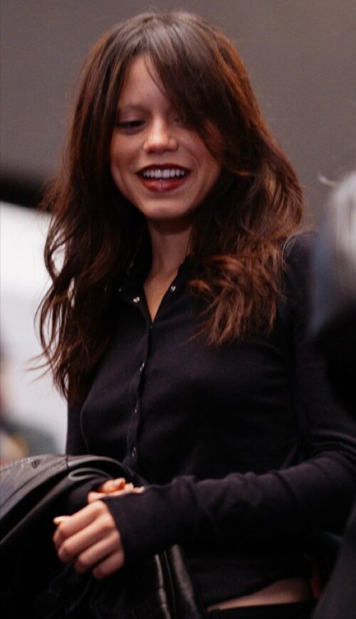 83d05436f1754086abec36907c44bf53.jpg