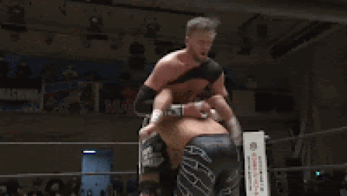 79a0f21527f4e4790bd895acea2312c0.gif