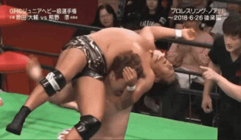 be5055979b2ca6dddf0803ae8db476c9.gif