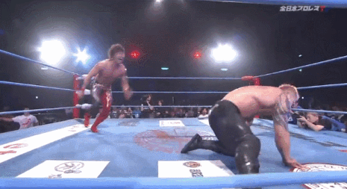 7d76b31397836c82cef3cbaa56854d50.gif