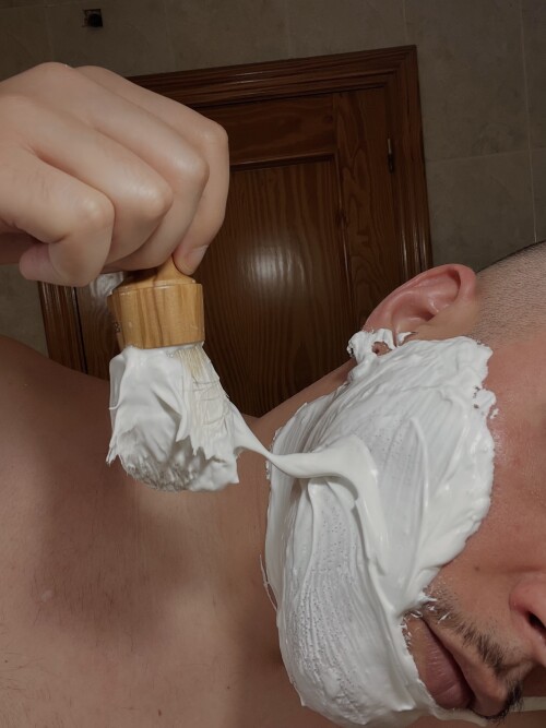 c4eb9dc480054bfbe3469bdd61b379fb.jpg