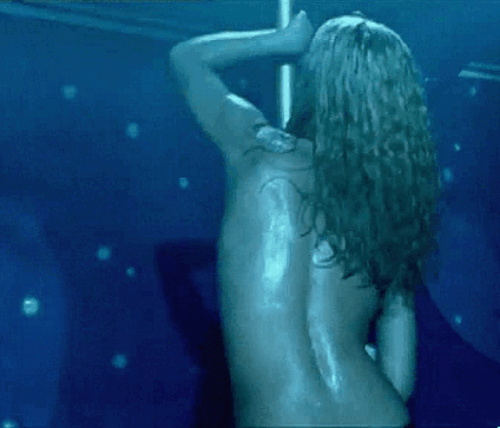 b479590fb38ff0e348672d49b7efc480.gif