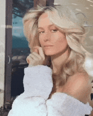 fb0f2f3df4c32b8e8741a4147055f14f.gif