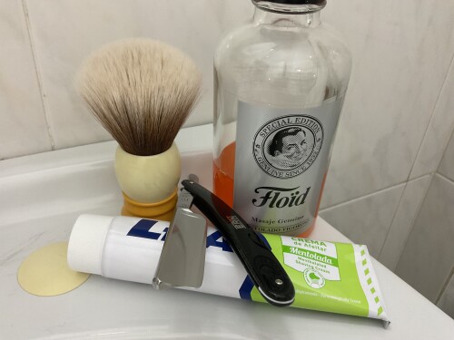 f663d48b5e146610ad0ecd6841eea65c.jpg