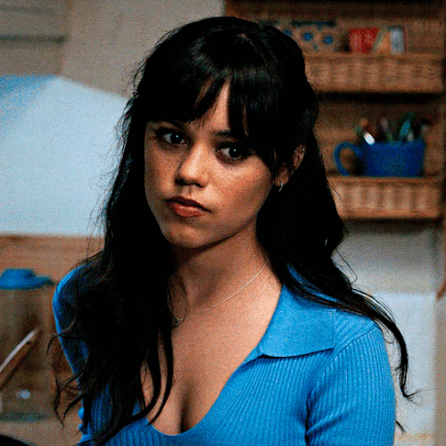 240f03a9d82db614b7bb46d11460e1c0.gif