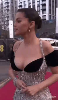 0c9a69f1c2a815aa5c65db1cdd1569e5.gif