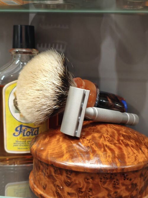 e9024d213b5aabfa31e1d87c833c2b61.jpg