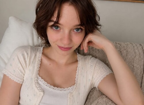22b3cba3c6b657678acd90d6566f1cf3.jpg