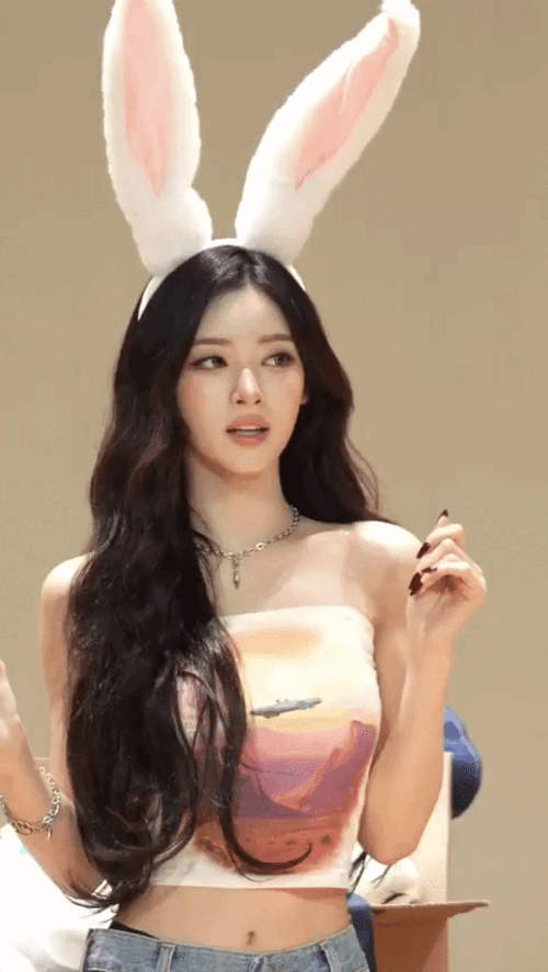 c10ea2ee510358267511bfd0be8ba69a.gif