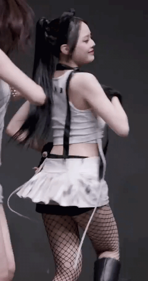 073e97618eb3fd44de382dff160b8d8c.gif