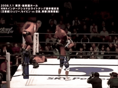 91695618546c11ab002576e9b8ba8ac7.gif