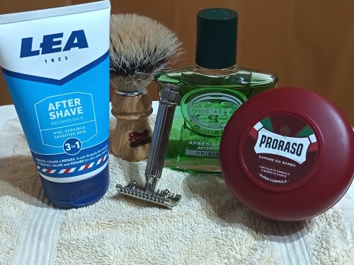 0944051d0a5a00254c6f8a858bfa8bea.jpg