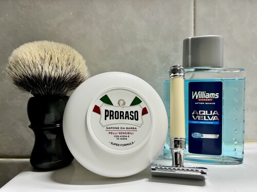 a4b7df7e893d4e570828a9731074c06d.jpg