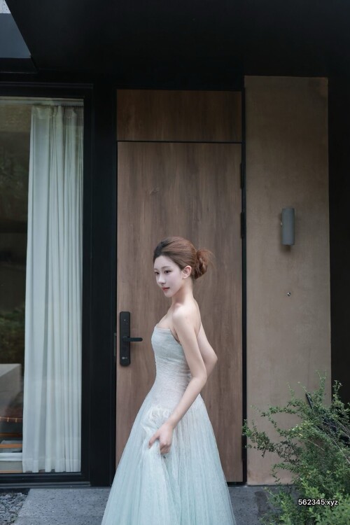 6495d7e507015a1ff45a83afe4ae6803.jpg