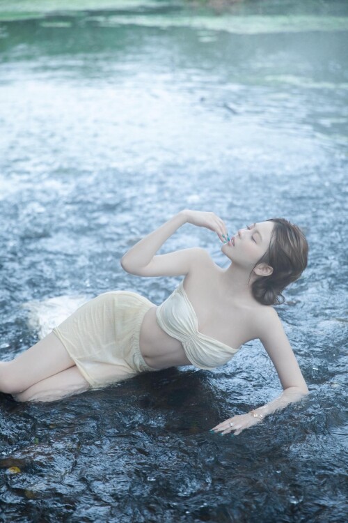 0c0e91f5ca958dbf385fc12ced44dc53.jpg