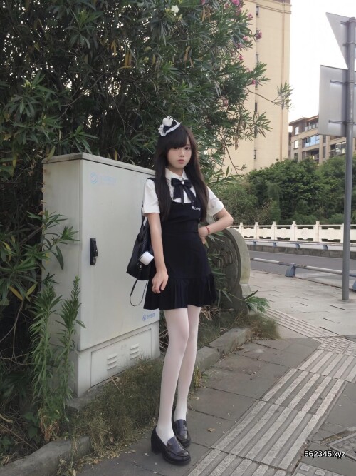 537909c64de9d0f325c2d4745dc2f9ba.jpg