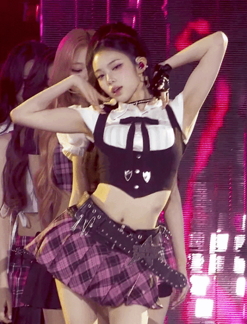 538e4c7211a0fc24f5885d33b2f23ad3.gif