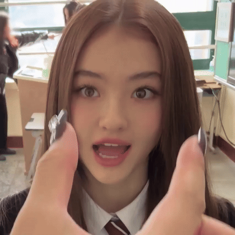 1e41aa12676ee7b4bae775f9eeb055d0.gif