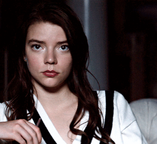 70cbad5ab37e3720bf57a4f3d7684f76.gif