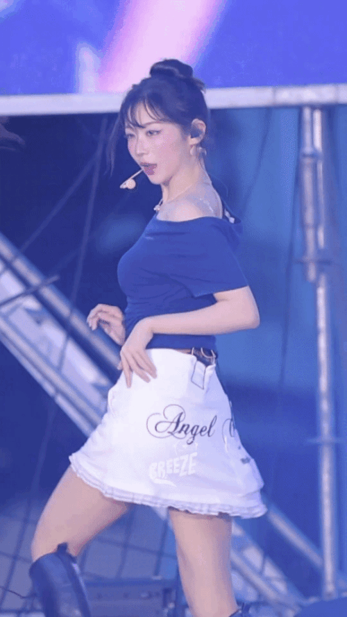 ezgif 6180d4b92b30d3ba