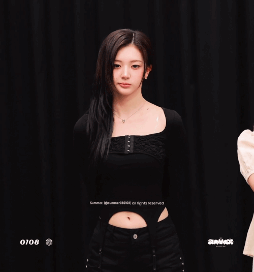 813d9b3cbe8e6e47c51c115fe2114e62.gif