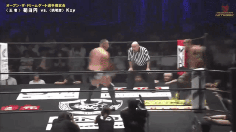 388d26e92e04a2a5809ff284115d5526.gif