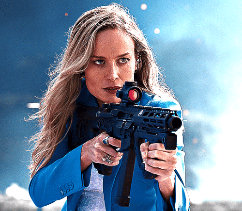 3c921bf4e4f33b85a34582a4350f819f.gif