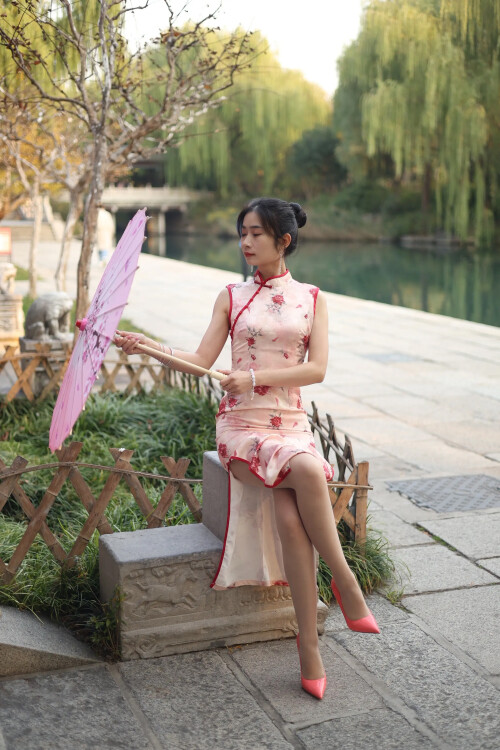 7225a15d9de95a1ebb7ebf0b3188d996.jpg