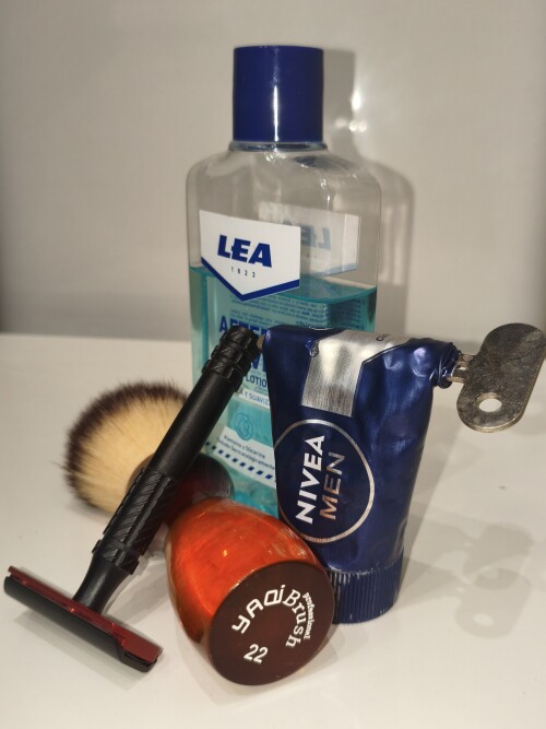 9debc981ef0a83b90d8b84920a1e9ca4.jpg