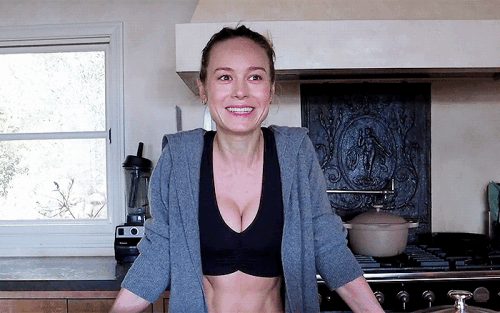 479d09e617a1a4b05f6464d8a4d2f703.gif